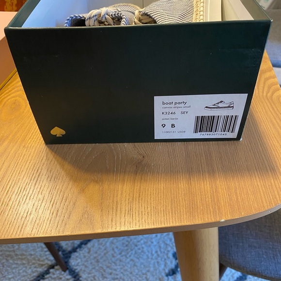Kate Spade Boat Party Shoes. Never worn. - Picture 4 of 4